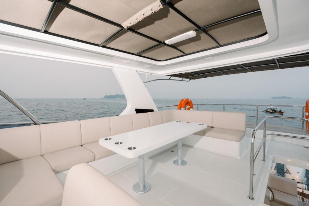 Lady Sarah Private Yacht Charter Jakarta - 4