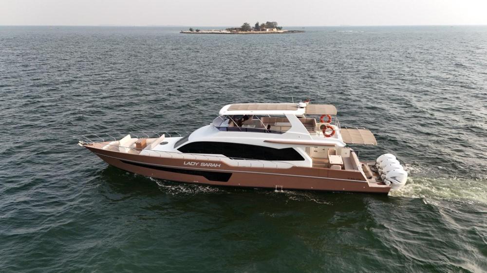 Lady Sarah Private Yacht Charter Jakarta - 3