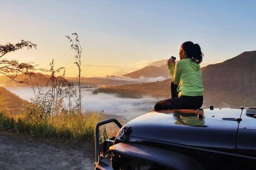Batur Sunrise Adventure by 4WD Jeep - 9