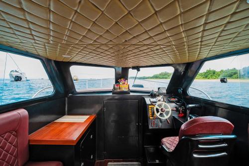 Private Boat Trip Queen Ruizi 10 - 7