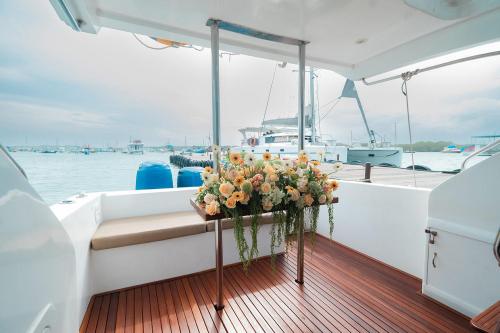 Private Yacht Trip Queen Ruizi 18 - 3