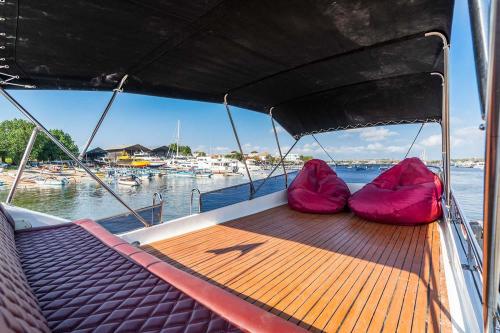 A Private Boat Trip Queen Ruizi 12 - 11