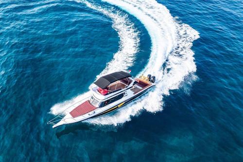 A Private Boat Trip Queen Ruizi 12 - 2