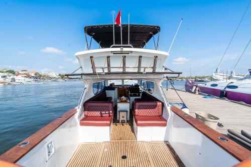 A Private Boat Trip Queen Ruizi 12 - 5