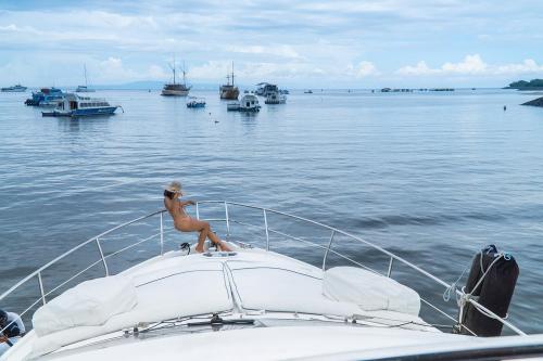 Private Yacht Trip Burjuman - 9