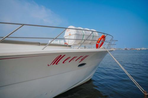 La Merry Private Yacht charter - 2