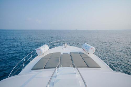 La Merry Private Yacht charter - 12