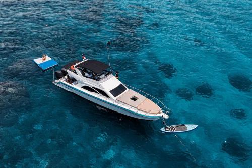 Private Yacht Trip Laguna Freedom - 2