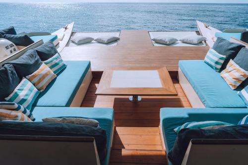 Utopia Catamaran: Cruise the Gilis in Style - 8