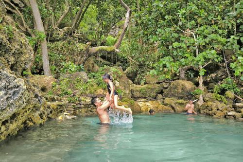 Nusa Penida Snorkeling & Temeling Forest Day Tour - 2