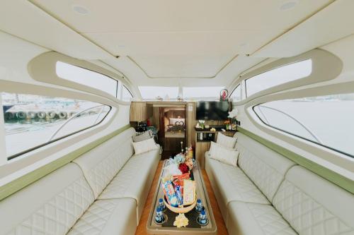 Private Yacht Trip Morgan - 5