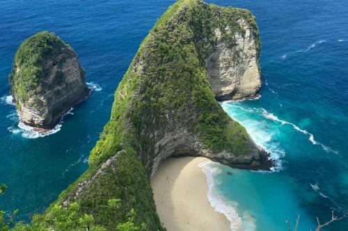 Sewa Mobil Seharian di Nusa Penida - 9