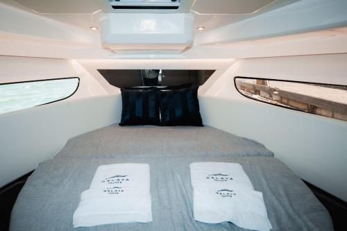 Charter Private Yacht Salaya Jakarta - 8