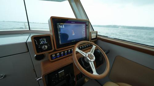 Vedanta Boat: High-Speed Luxury Charter - 7