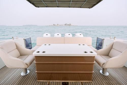 Lady Sarah Private Yacht Charter Jakarta - 6
