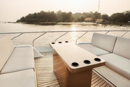 Lady Sarah Private Yacht Charter Jakarta - 7